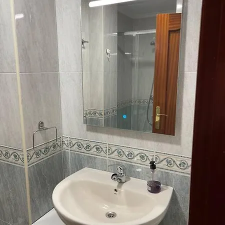 Acogedor En , Vut1020as