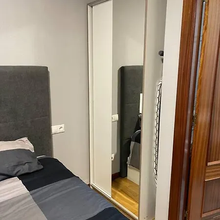 Acogedor En , Vut1020as Χιχόν